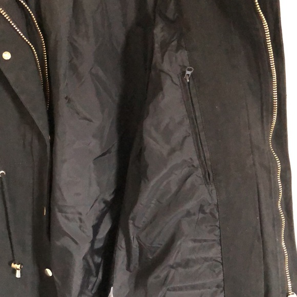 Black Jacket - Perfect for Spring! - Picture 5 of 6